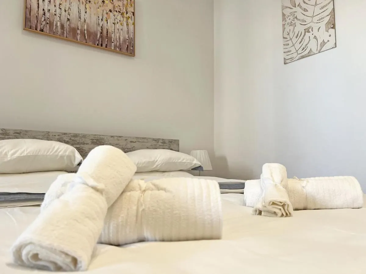 Albert'S Apartment Center 101K Larnaca Cyprus